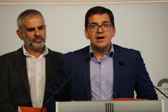 Cs MP José María Espejo-Saavedra with party spokesperson Carlos Carrizosa on September 25 2018 (by Guillem Roset)